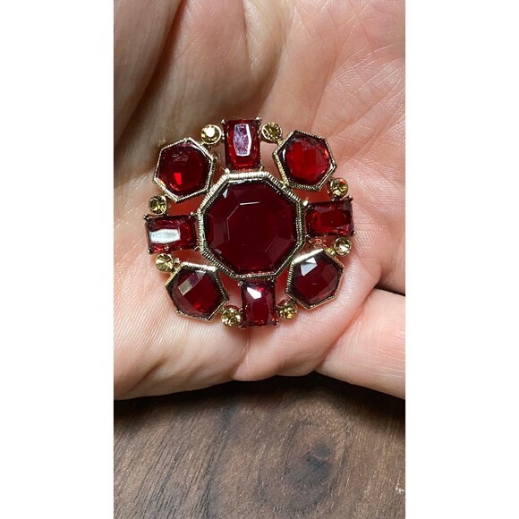 Monet Red Gem Statement Brooch Gold Tone Vintage Style Costume Jewelry Pin - Picture 7 of 9
